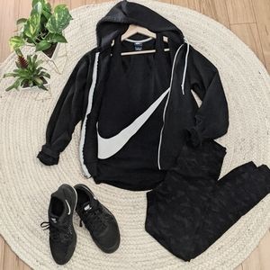 Nike Swoosh tank, Black